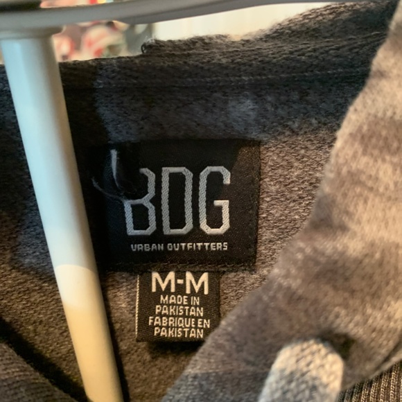 Urban Outfitters oversized‎ hoodie . Light grey distressed - Picture 2 of 5